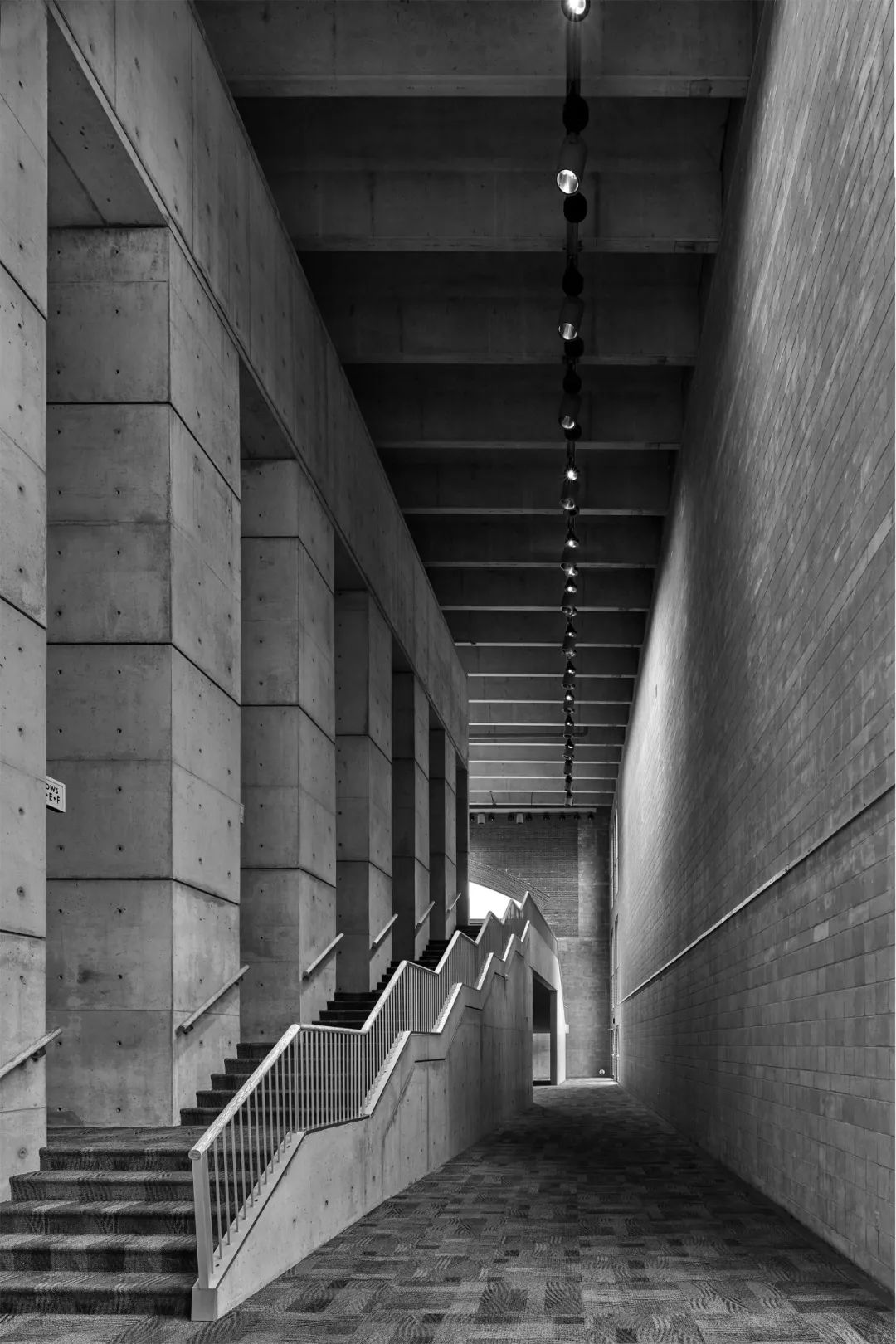 路易斯·康 | 建筑之光,心灵之境-200