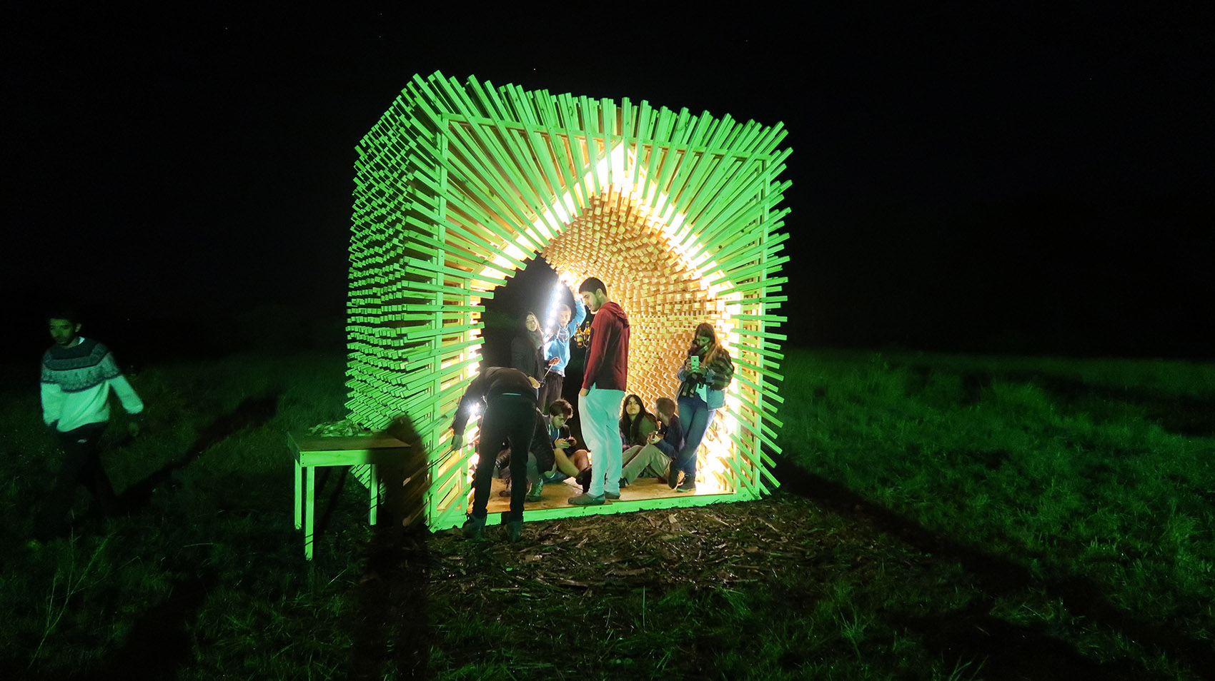 你好，木头！阿根廷的建筑教育暑期学校 / Hello Wood-16