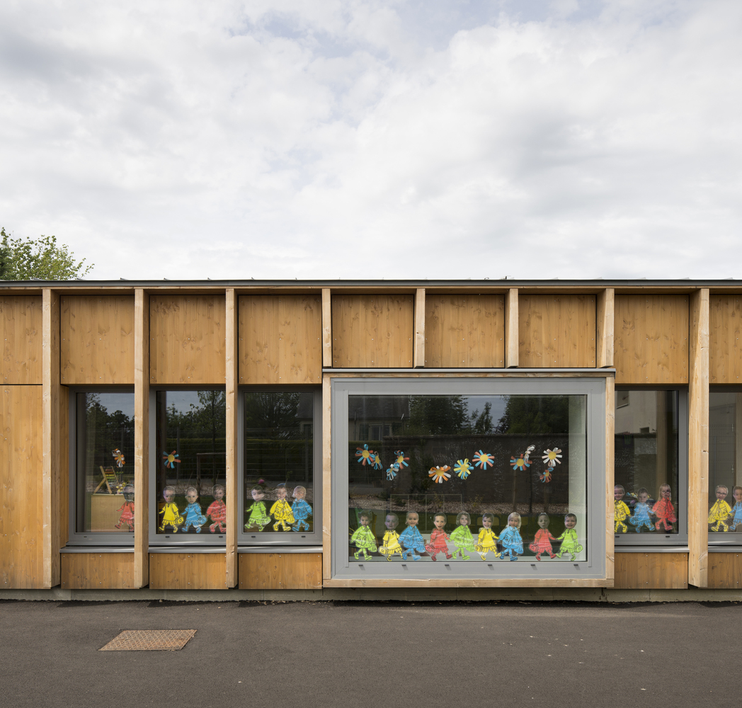 法国诺曼底小村庄的木结构学校建筑设计-36