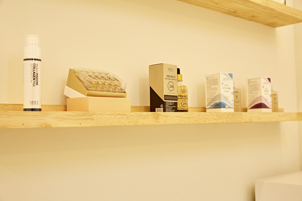 高级灰的优雅 | 13 平米小空间的精致室内设计-12