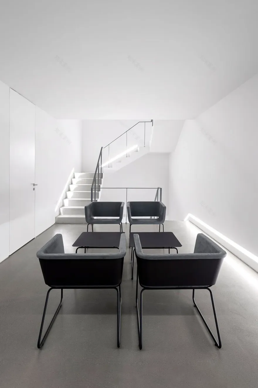 Famo Lousada 公司总部大楼改造丨葡萄牙丨Moura Martins Arq.-13