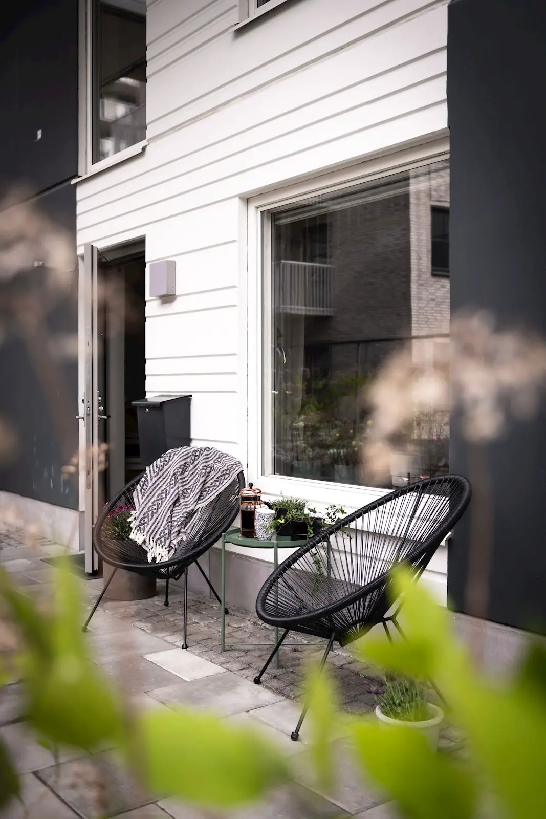 瑞典现代简约两层公寓设计-13