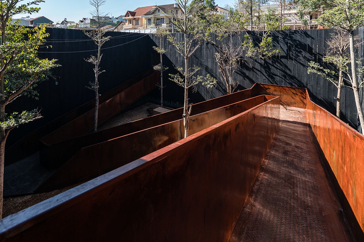 山餐厅 或 雅姆餐厅 或 亚姆餐厅-100