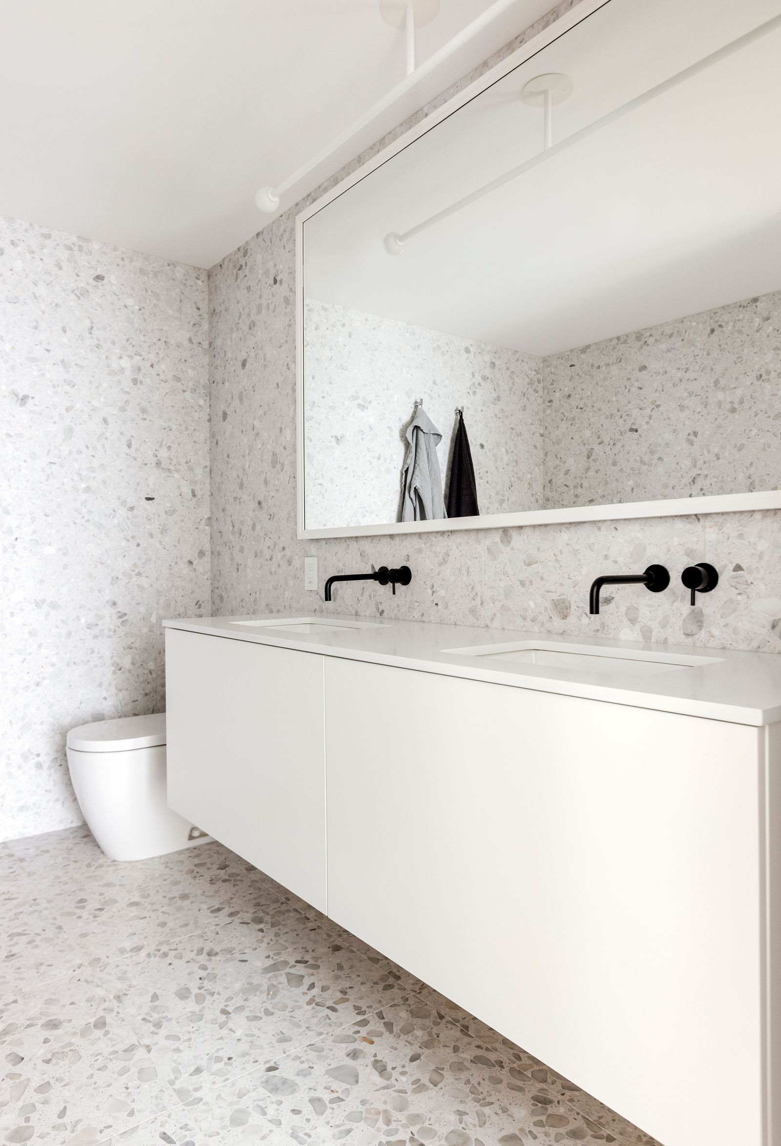 温哥华Peter Wilds设计的明亮公寓丨加拿大温哥华-41