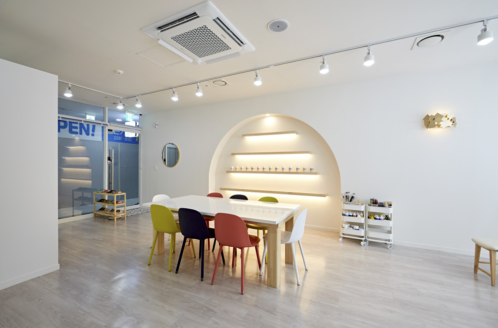 "韩国 Ellair 艺术画廊，极简与趣味并存的设计魅力"-6