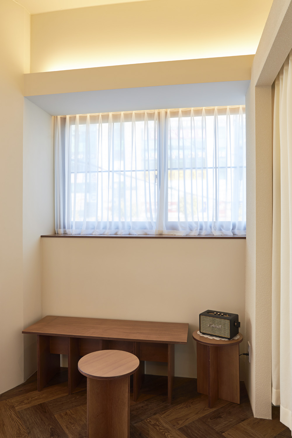 13 坪温暖氛围的白色木质空间设计-9