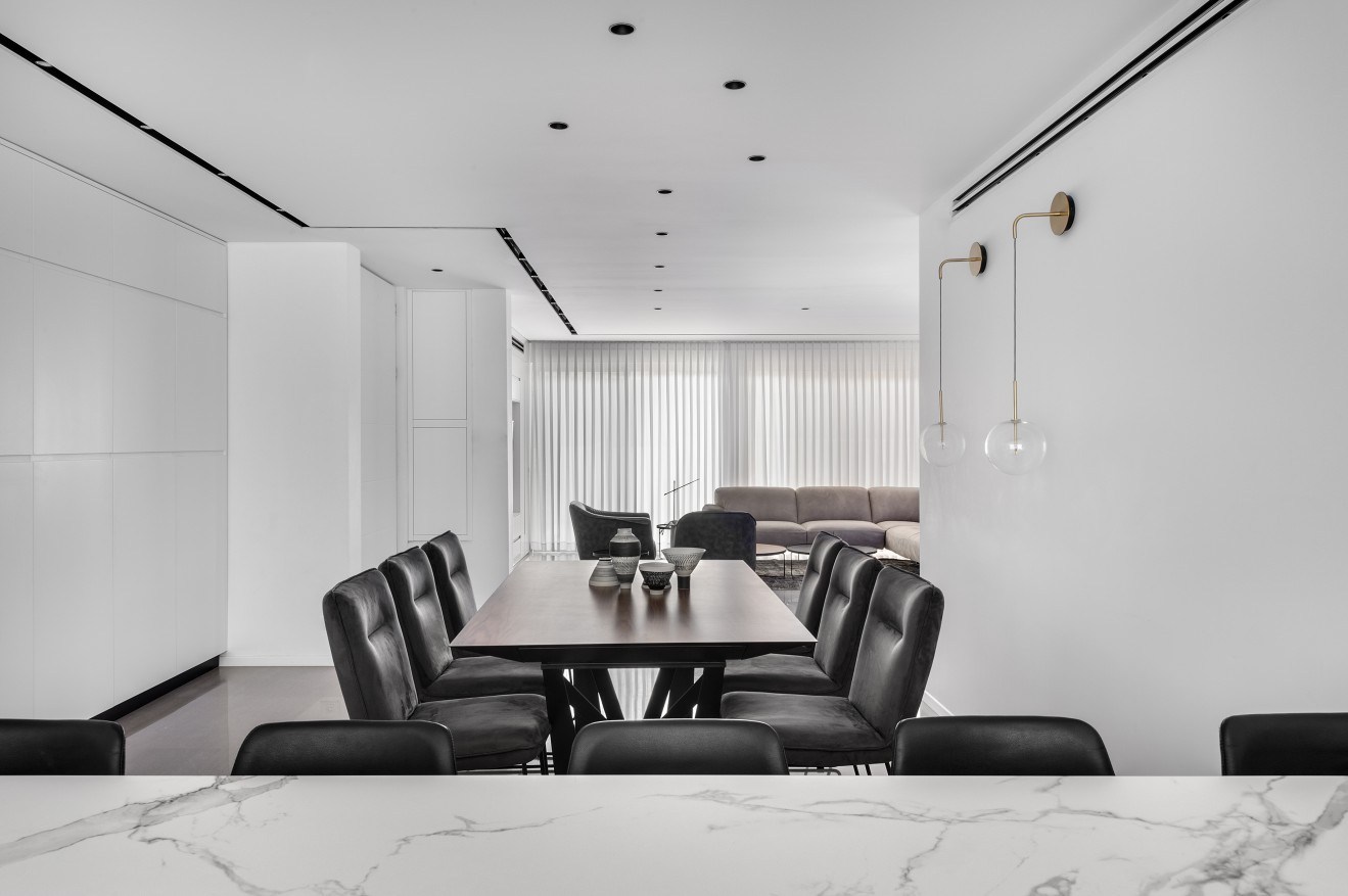 简约黑白灰 现代住宅设计典范-12