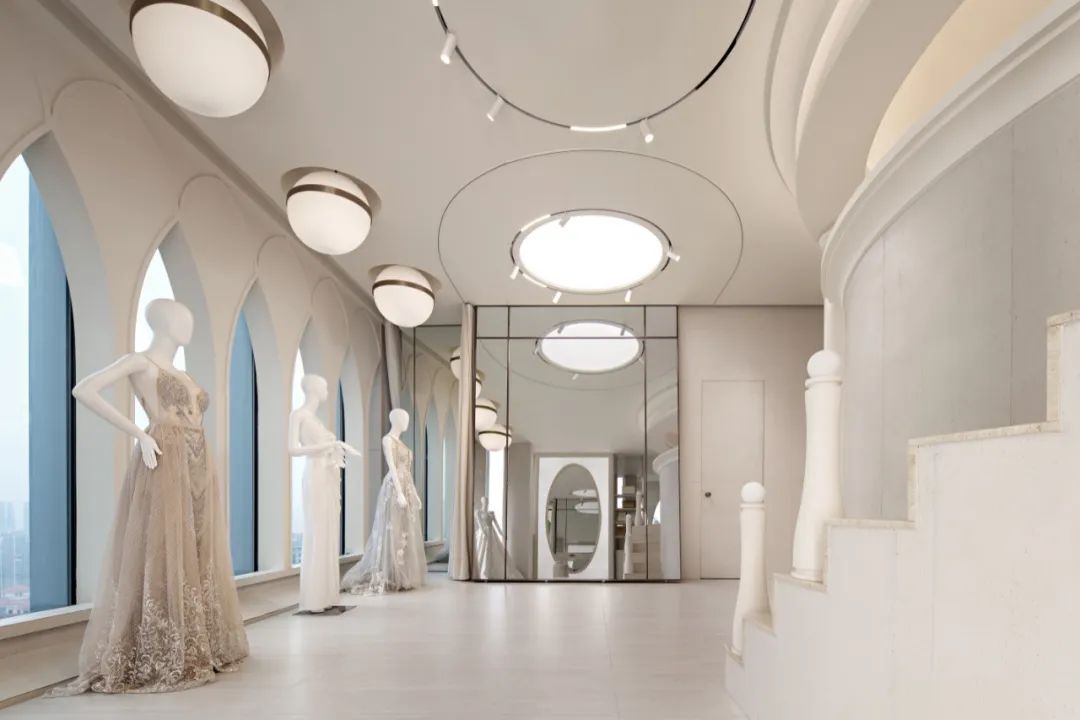 BRIGHT BRIDAL 璀璨·婚纱丨中国南宁丨叁仓设计-43