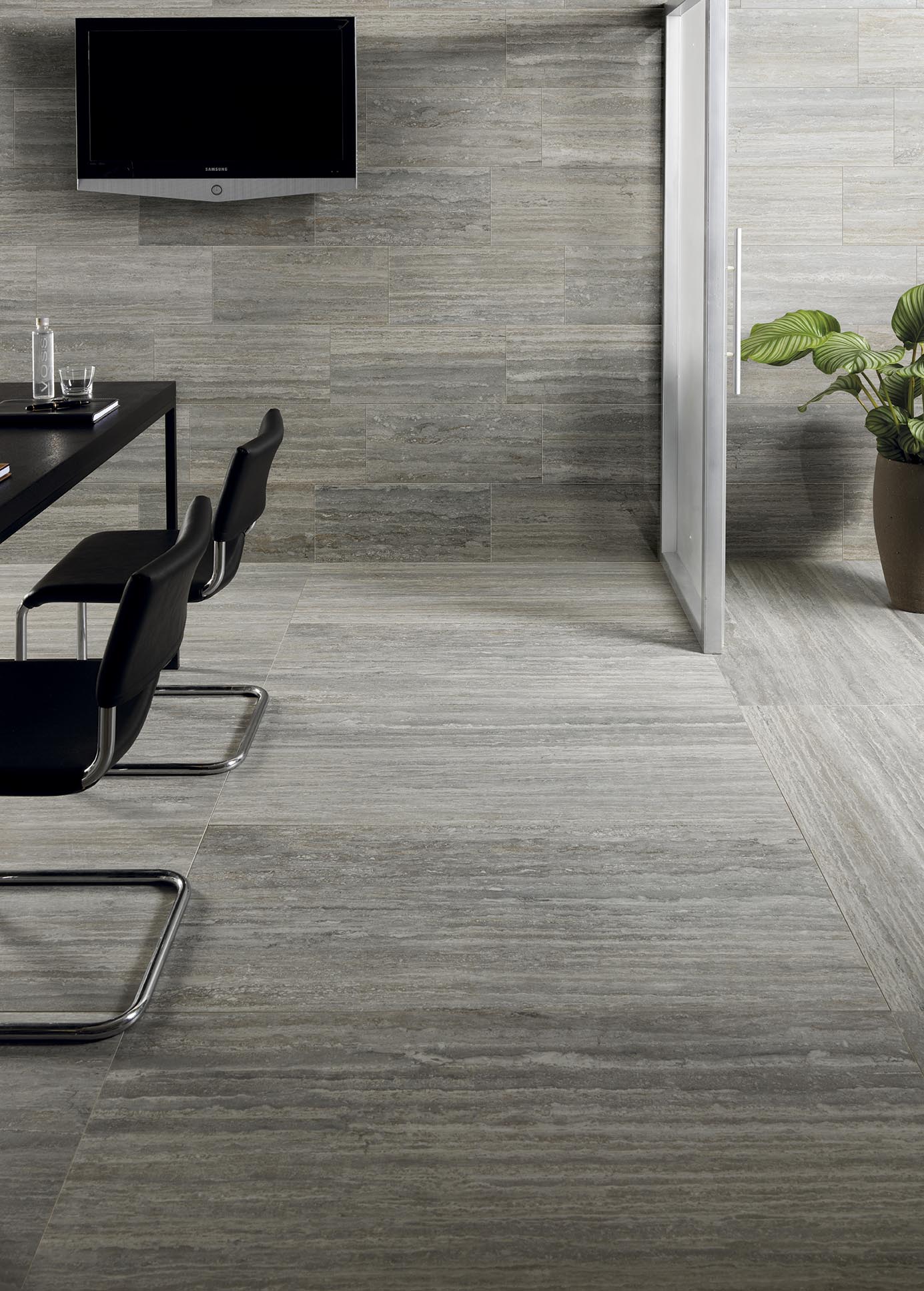 意大利制造的 Tale 石灰华效应瓷砖，打造豪华室内外空间-13