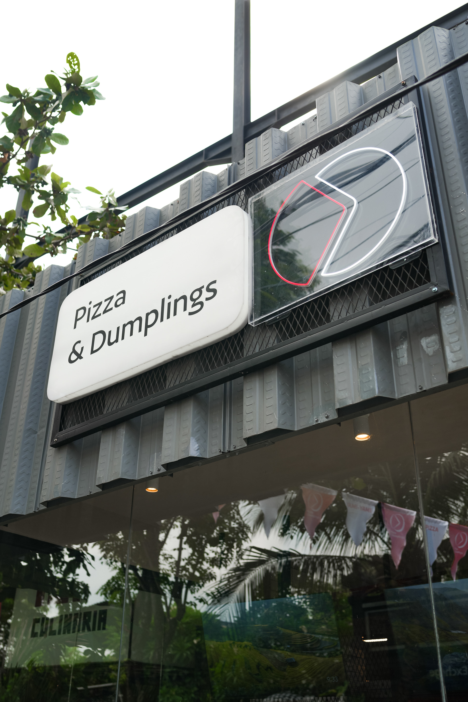 PIZZA&DUMPLINGS 餐饮空间设计丨印度-16