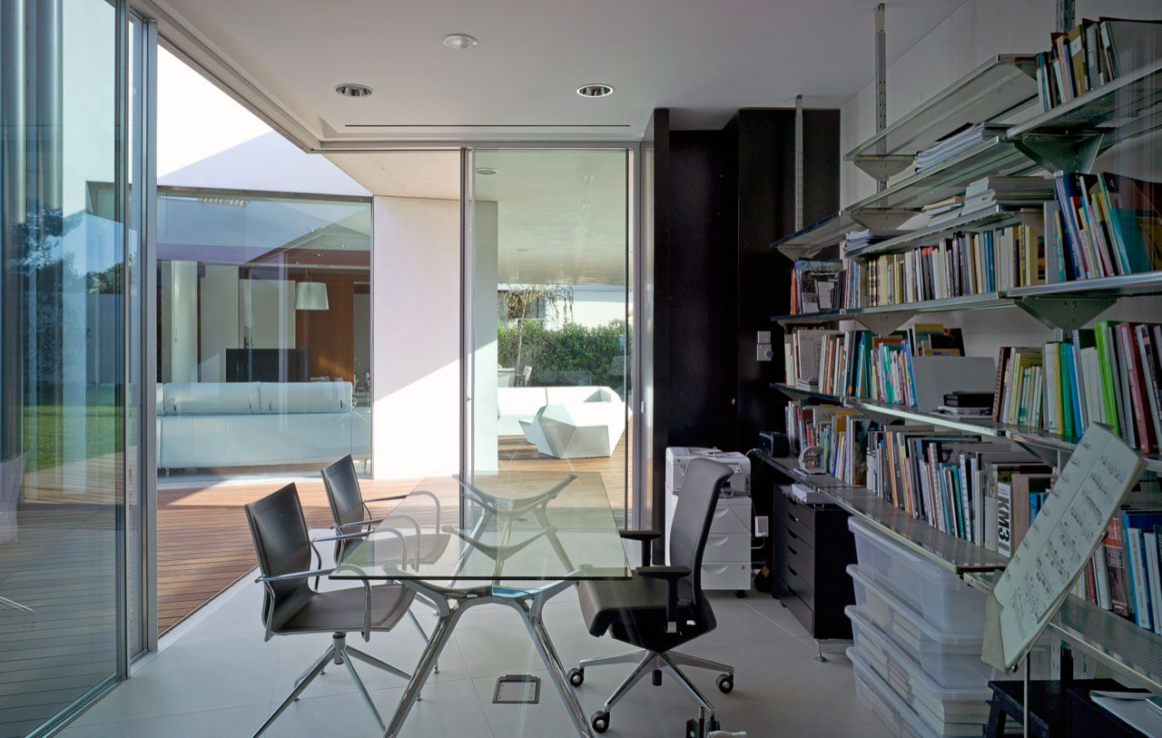 融合自然的西班牙现代住宅——G///bang El Caserón-18