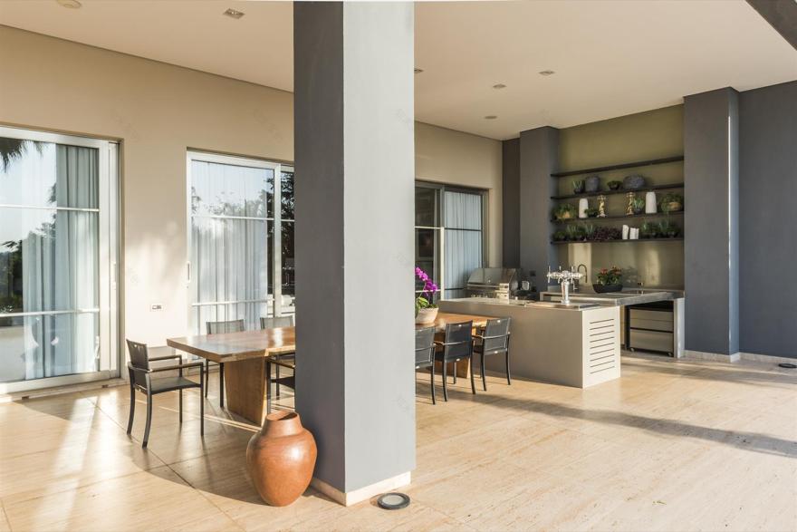 巴西 Maurício Karam 设计的环保节能住宅-11