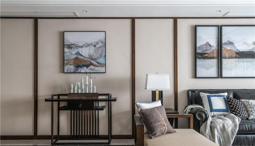 欧式奢华公寓,色彩搭配展现多元风格-0