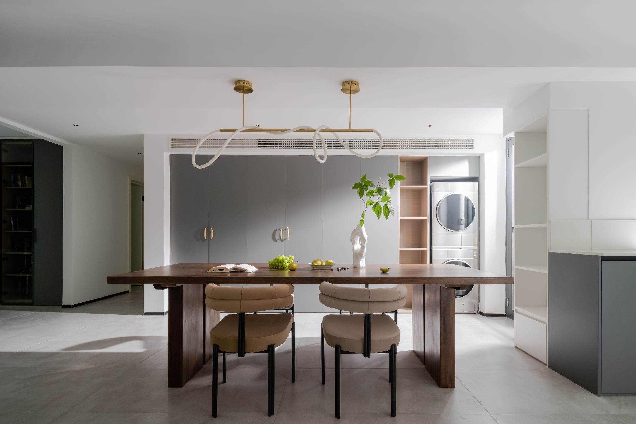 初一 | 爆改200㎡跃层，让空间重生-5