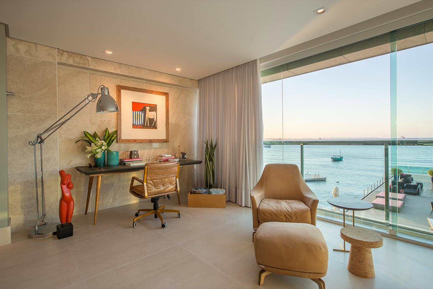 巴西 Apartamento Adelaide | 海湾美景与现代设计的完美融合-11