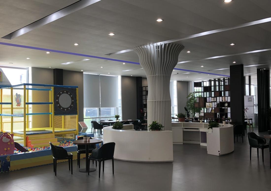 
浦东4S店休闲区350平 -8