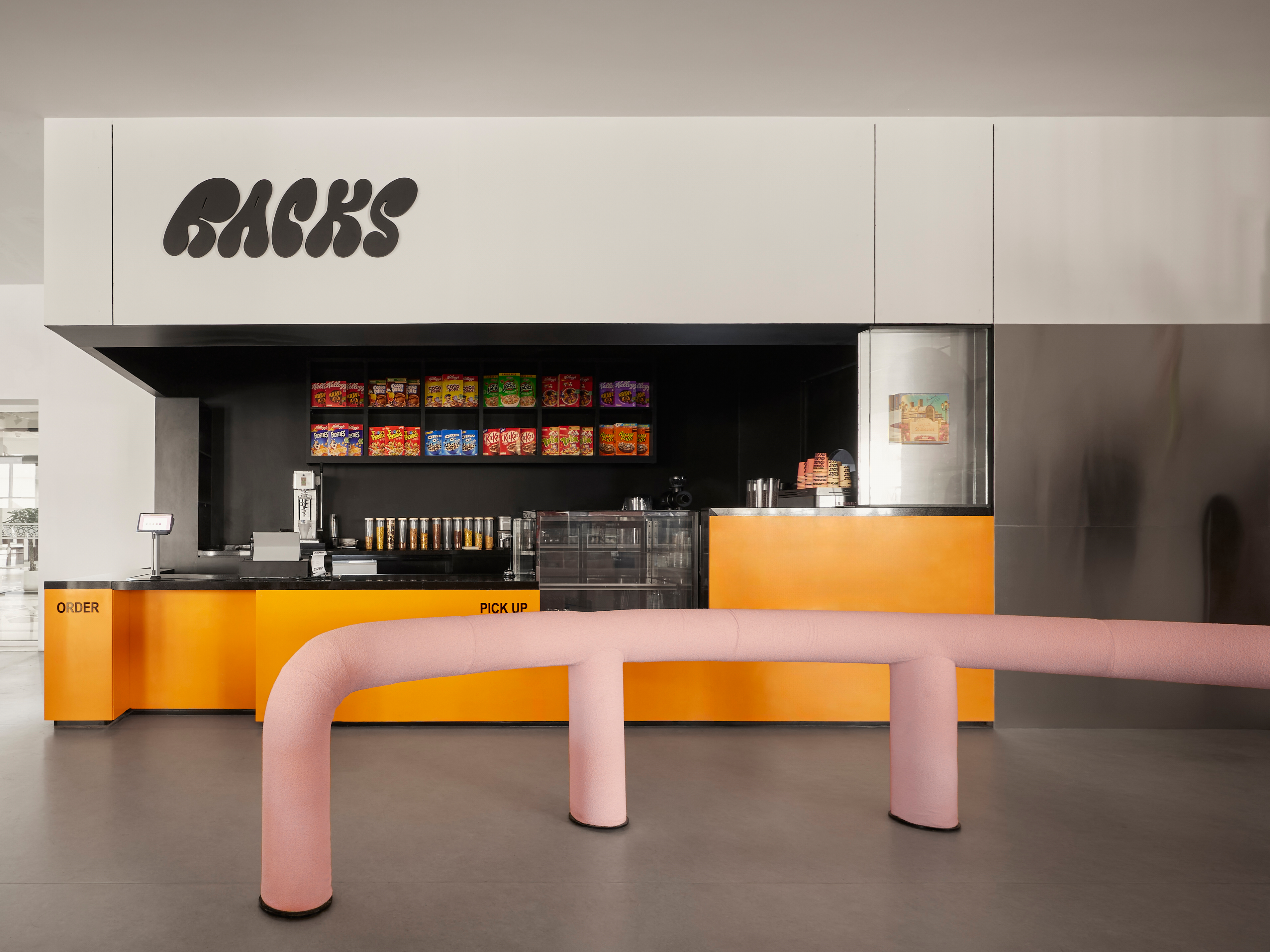 Racks · 美国沙迦大学游戏咖啡馆丨阿联酋沙迦丨Ruben Movsisian 等-13