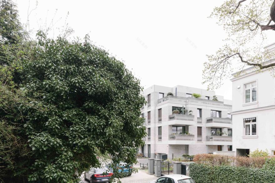 汉堡 Alster 河畔的现代“Alsterterrassen”建筑丨德国汉堡丨blrm Architekt*innen-15