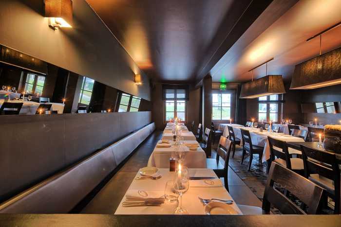 法国边境小村,Chezz Odette 酒店展现独特设计魅力-14