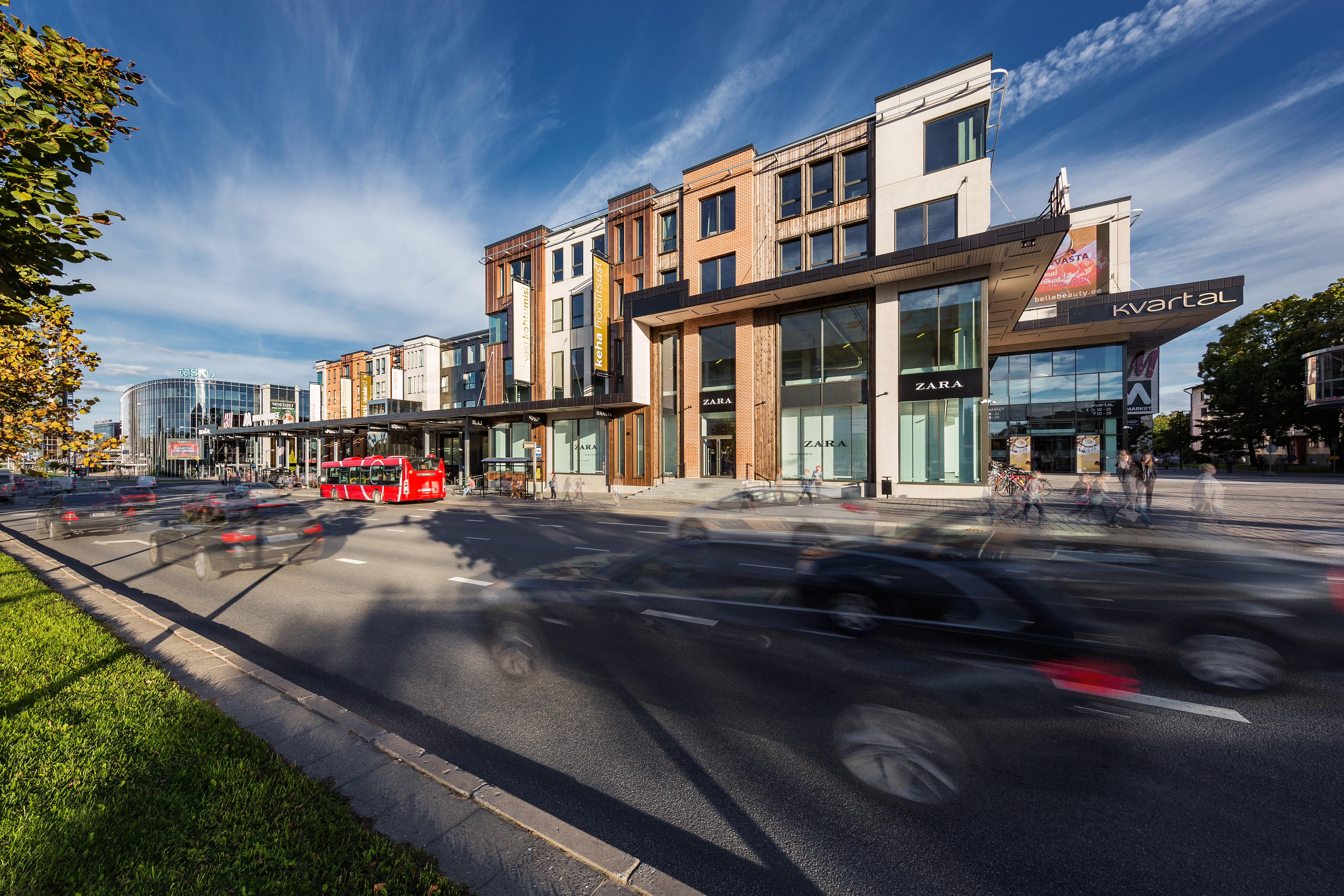 Kvartal 购物中心的室内设计亮点与趋势分析-26