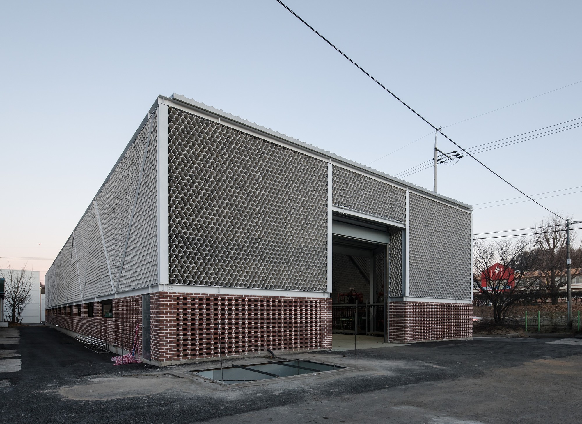 ASAN Warehouse  / Studio Atelier Maroo-48