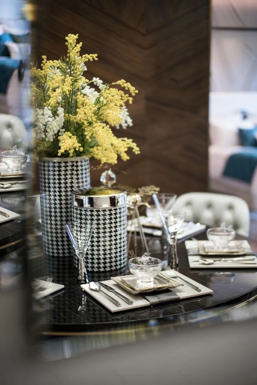 重庆昊华 A 户型 · 轻奢风中的温情之家丨中国重庆丨深圳市泛思特装饰工程有限公司-14