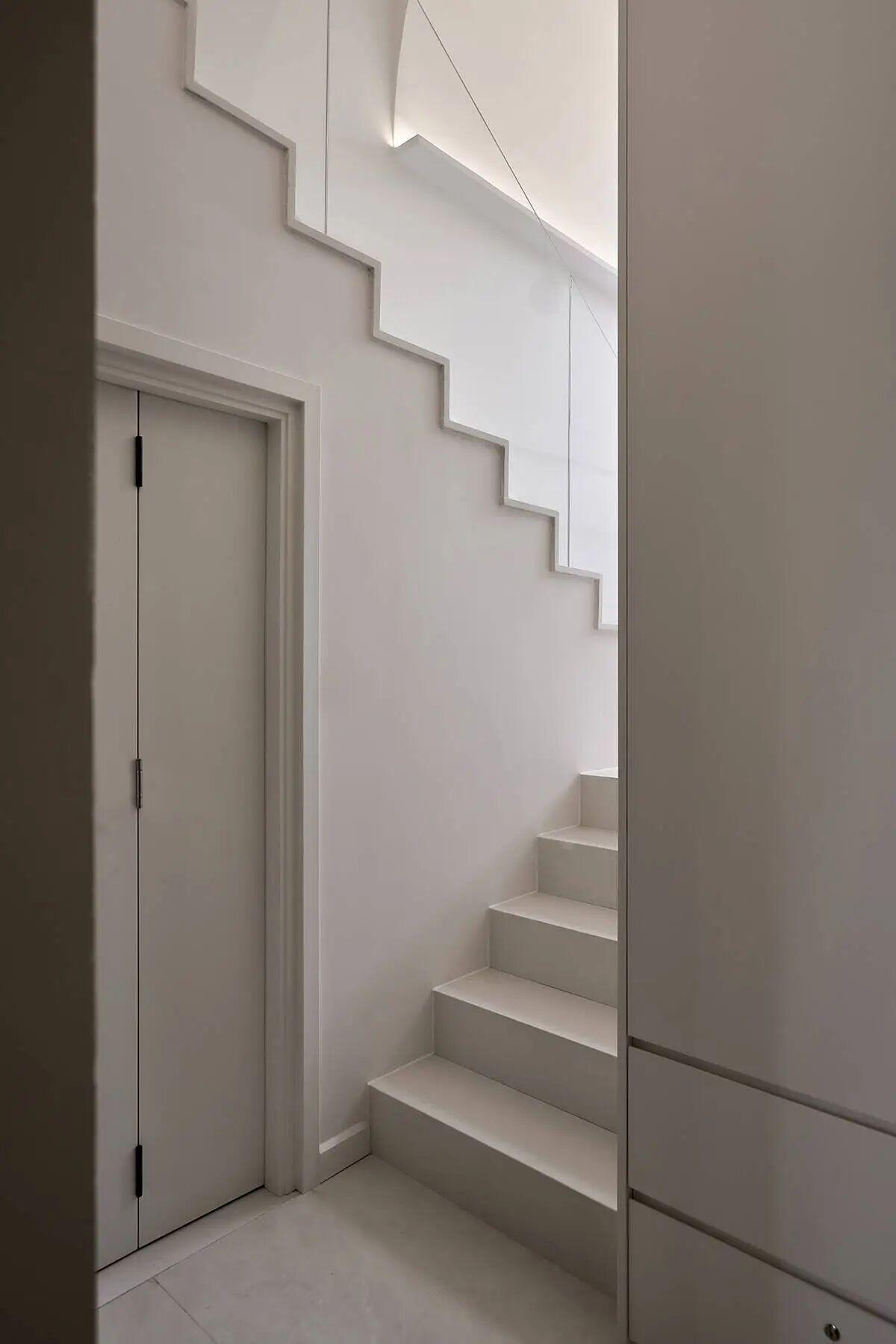 White Oasis窄长宅设计-32