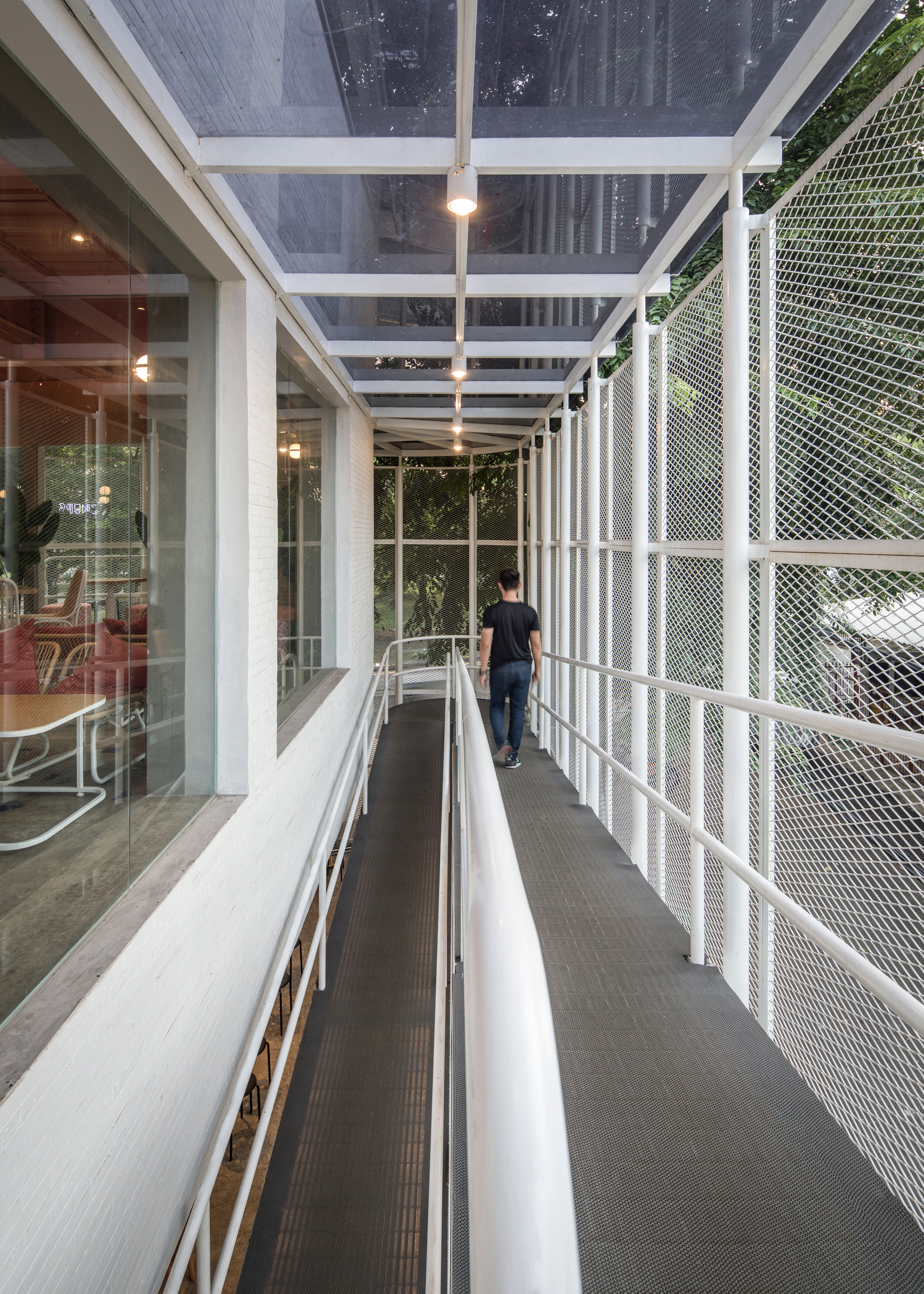 HL Building / BASIO-27