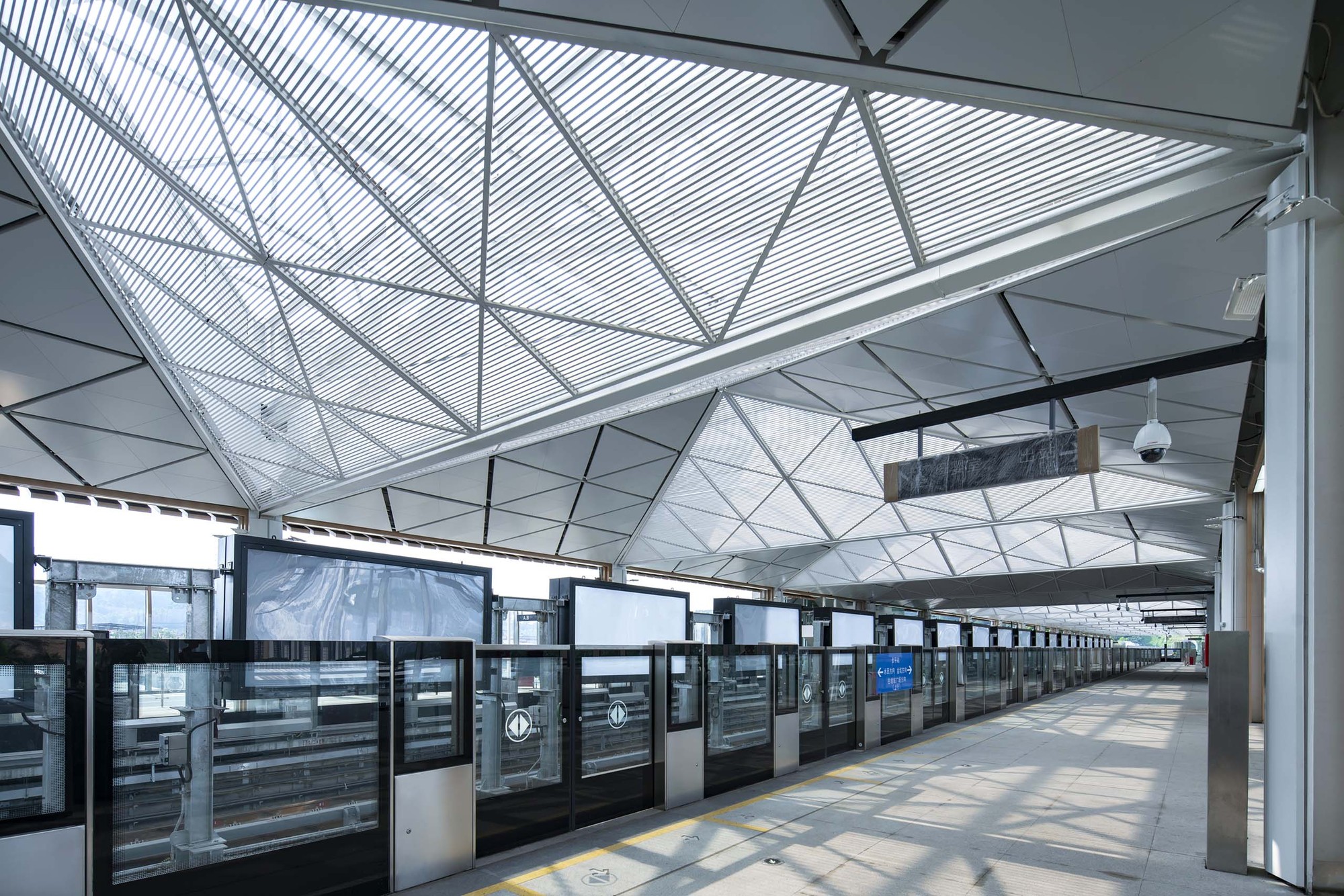 广州地铁 21 号线高架站 | 绿色科技融入岭南建筑-39