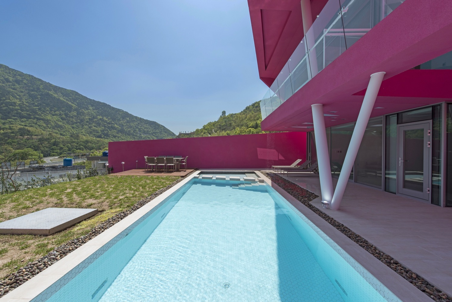 韩国泳池别墅-19