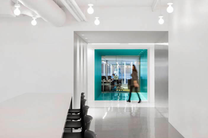 某娱乐公司色彩丰富的办公室设计丨加拿大蒙特利尔丨建筑公司ACDF-10