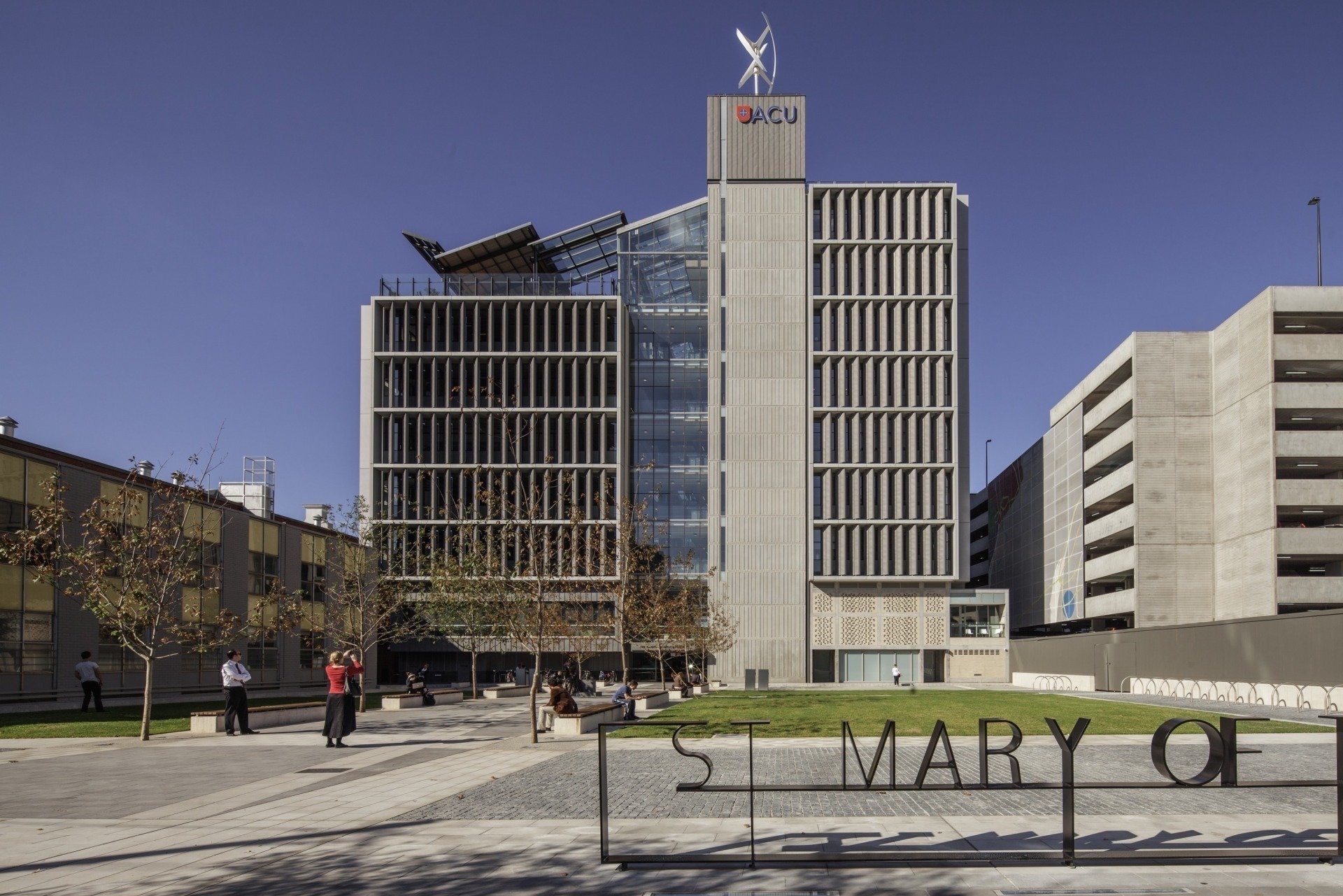 Australian Catholic University Chapel | Woods Bagot-2