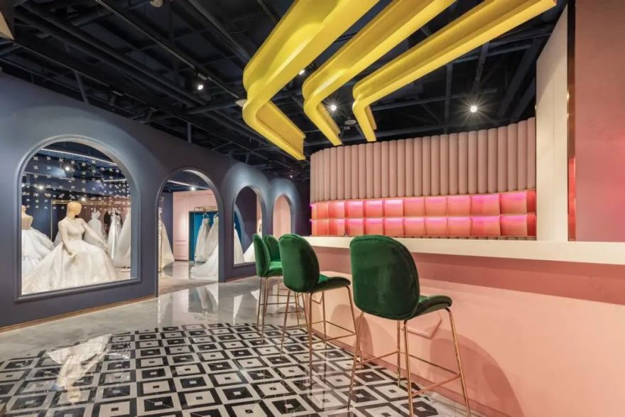 越秀弗思特婚纱店-8