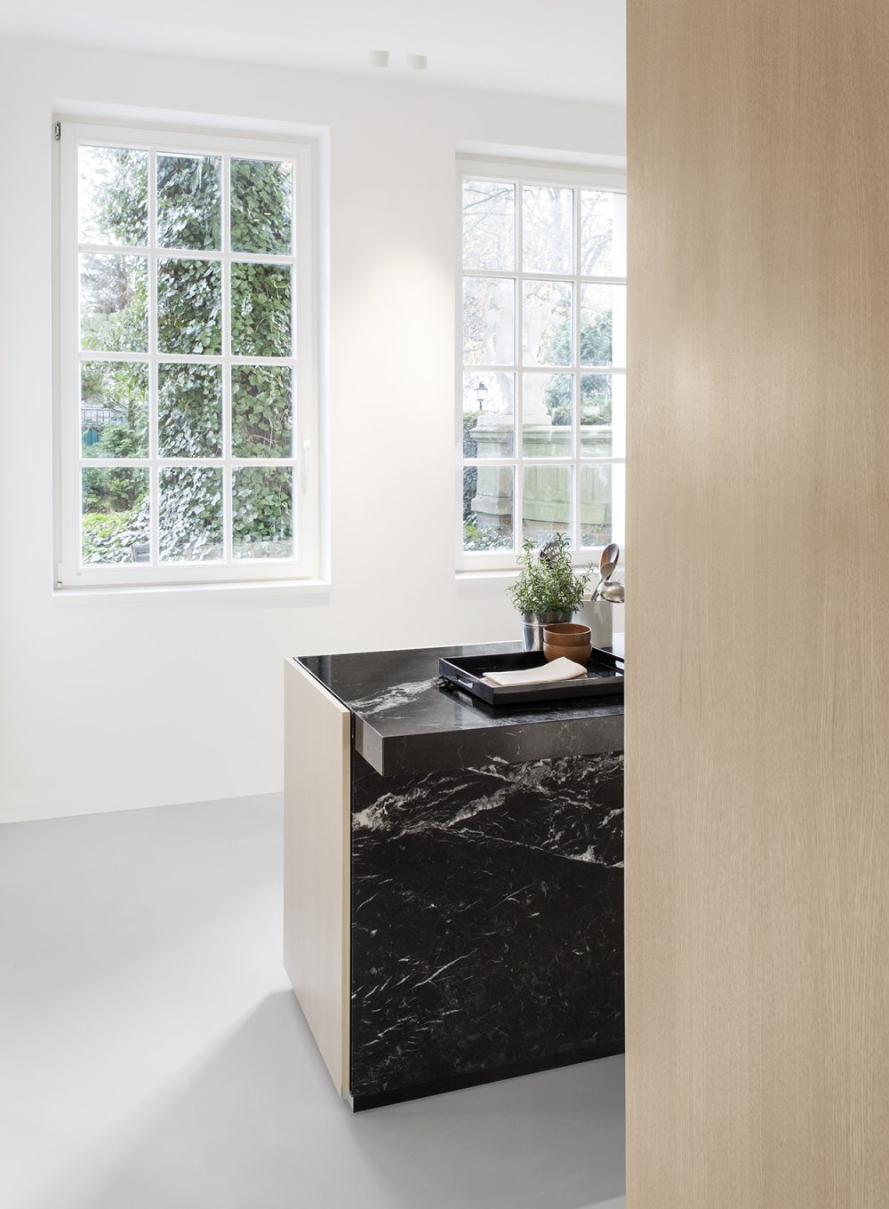 MM公寓
（注：Residence常见释义为住宅、公寓等，这里因为不清楚MM具体指代，保留英文，整体翻译为MM公寓符合一般表达习惯） 丨德国柏林-1