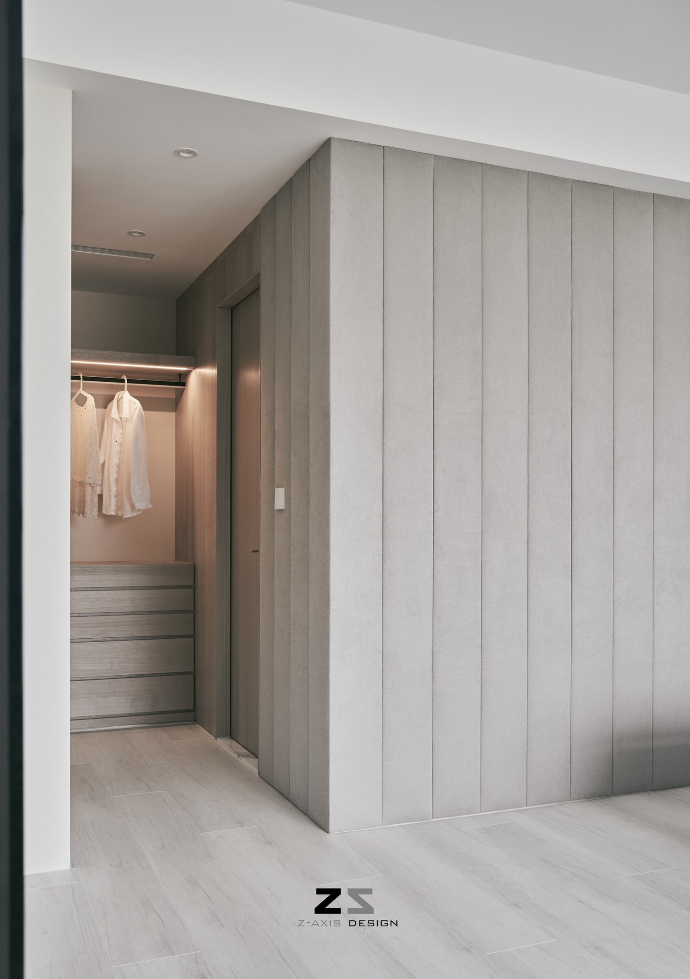 台中 L 宅 | 灰色调 Z 轴空间设计，双向沙发打造趣味动线-30