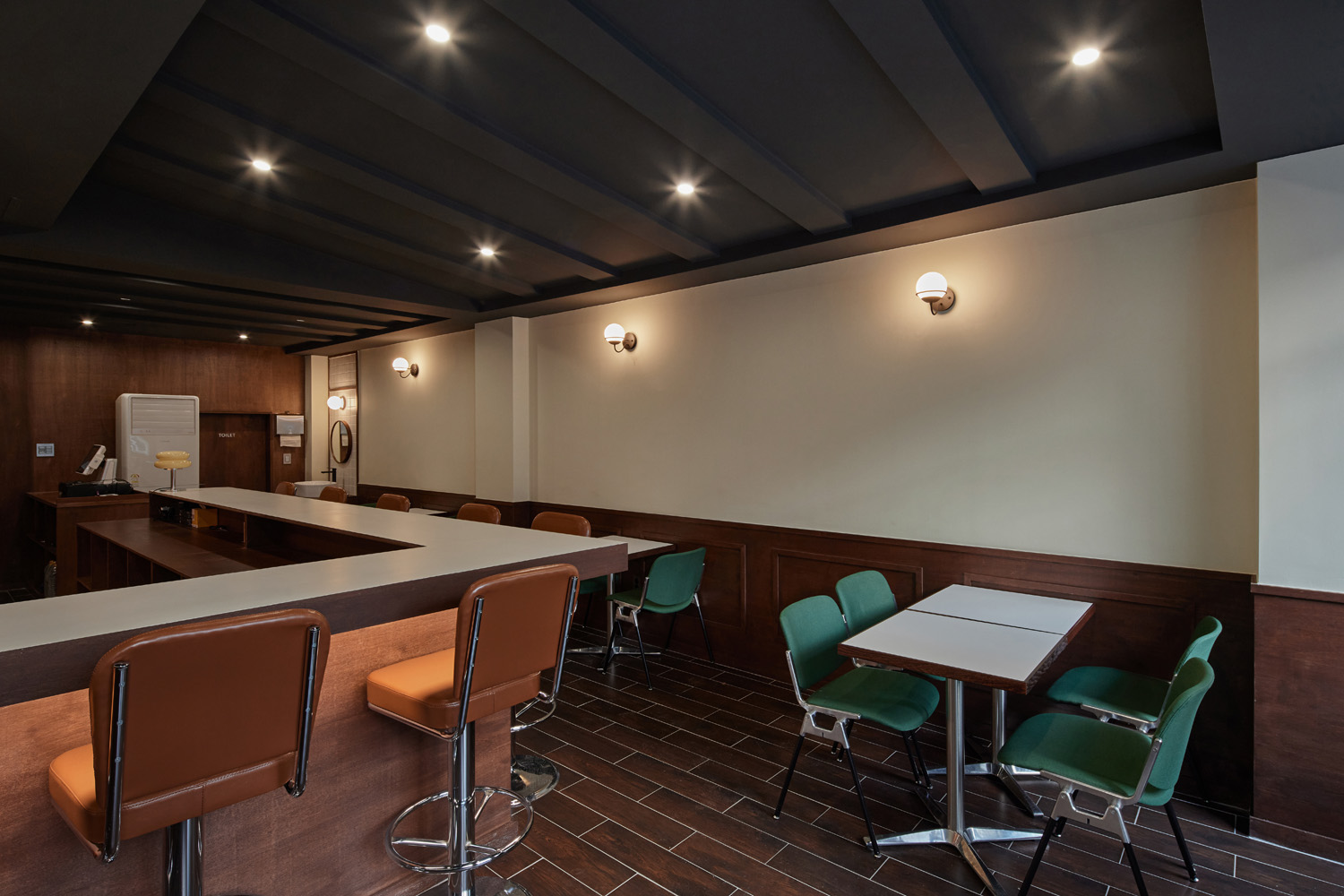 极简白橡木餐厅 | 温馨与自然的完美融合-10