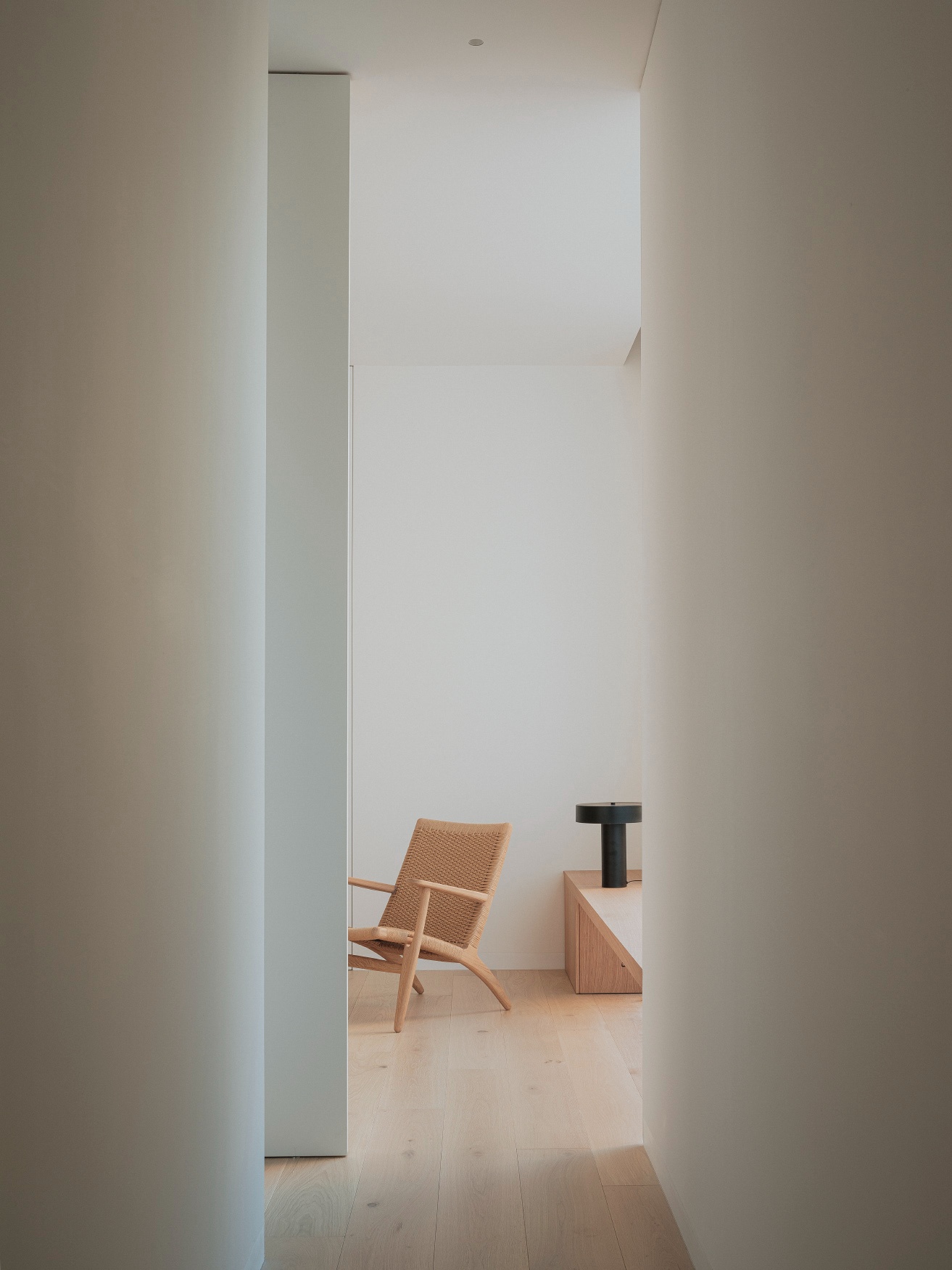 市中心的极简主义住宅丨西班牙巴伦西亚丨NOS Arquitectura-2