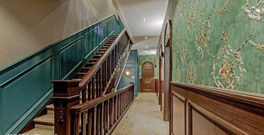 老洋房里的艺术盛宴——现代轻奢与古典韵味的完美融合-44