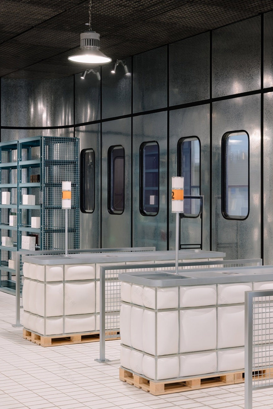 HARMAY 話梅成都悠方店 | 融合美妆、烘焙与酒吧的 24 小时活力空间-23