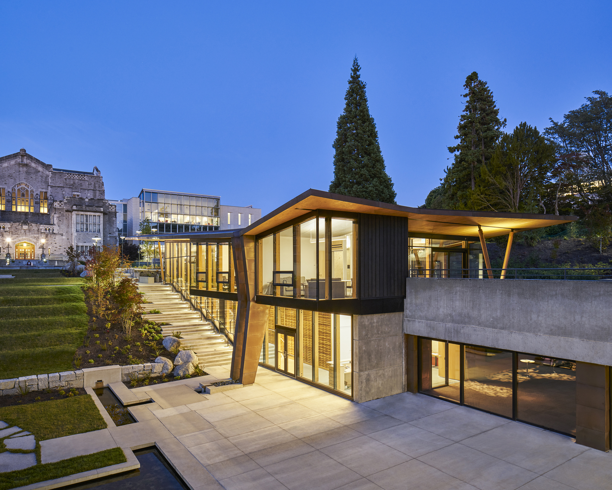 Indian Residential School History and Dialogue Centre / Formline Architecture + Urbanism-41