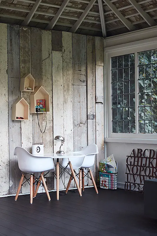 伦敦明亮当代风格别墅设计-36