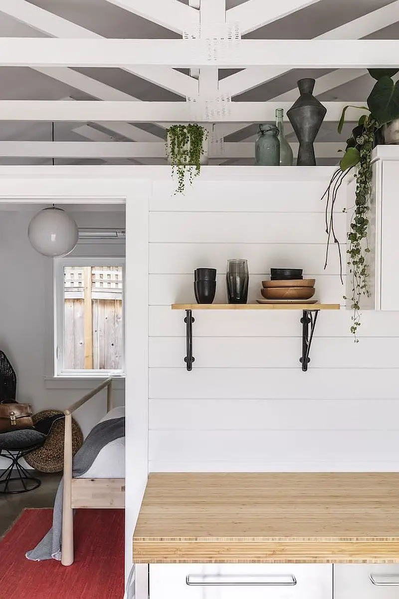 旧车库变明亮客房，Dyer Studio 设计魅力四溢-2