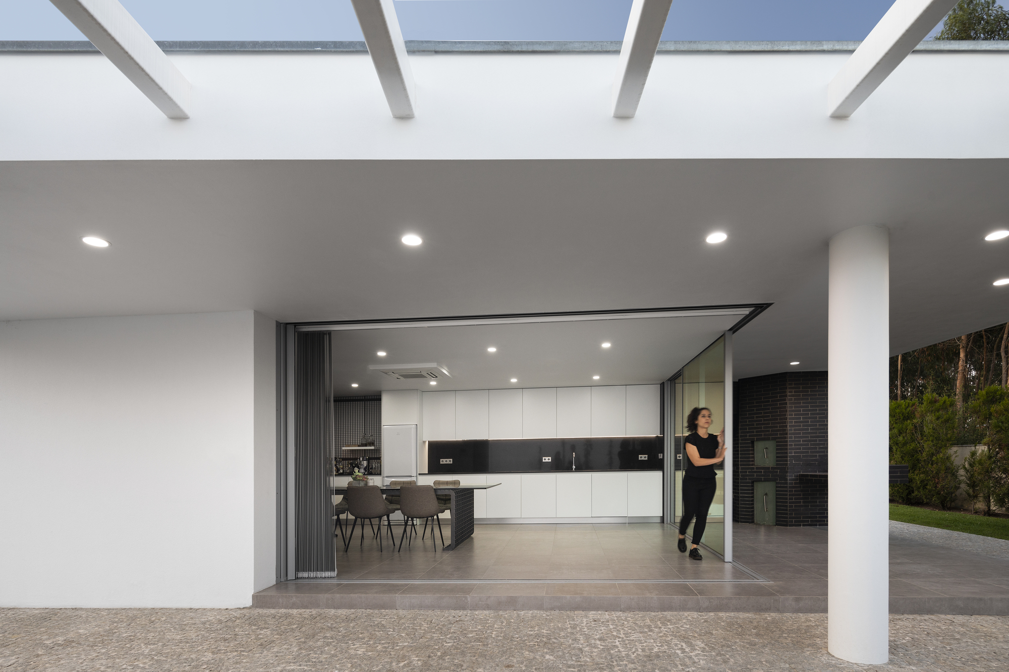 J House / FRARI - architecture network-27