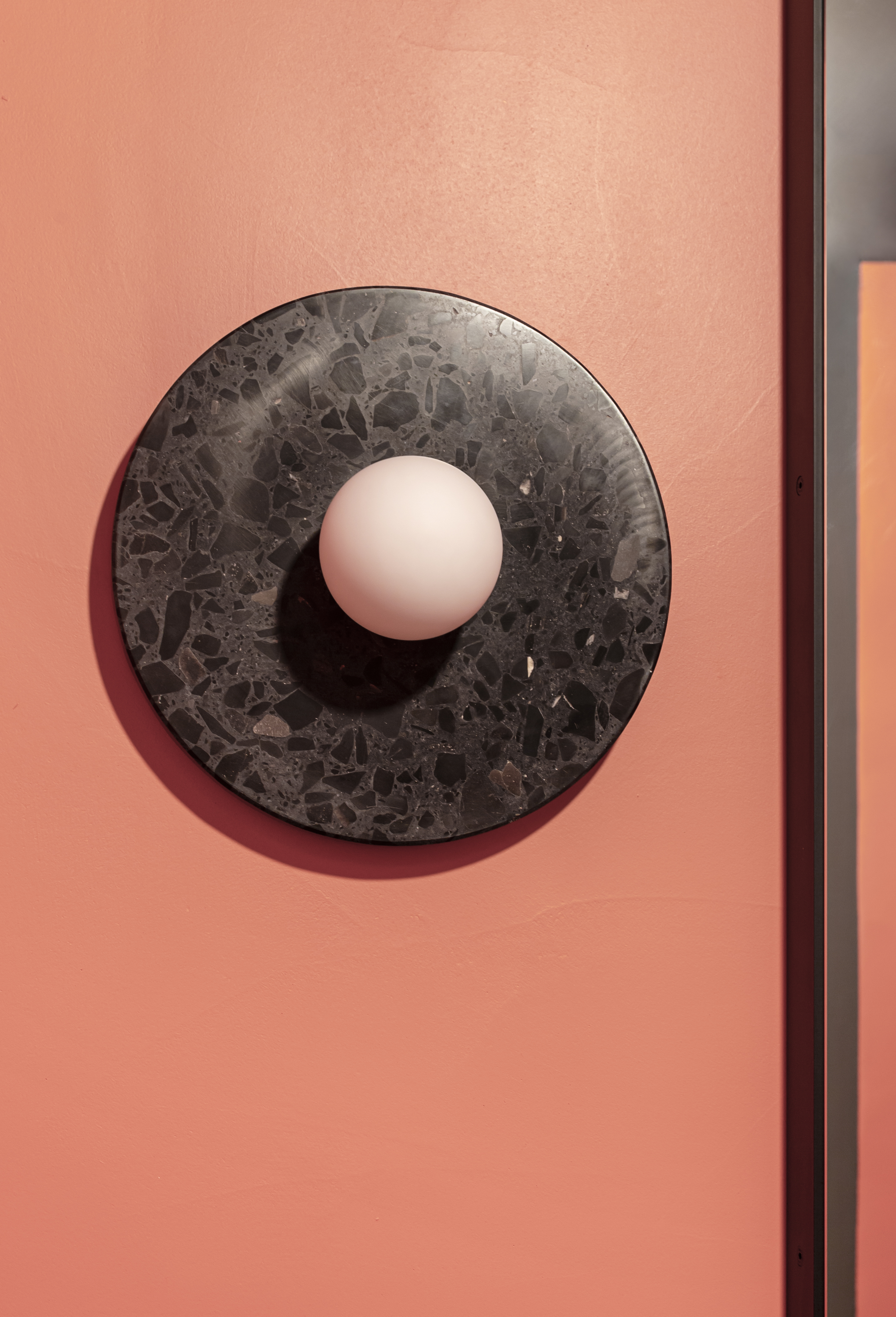 色彩鲜明的剧场化妆间设计-24