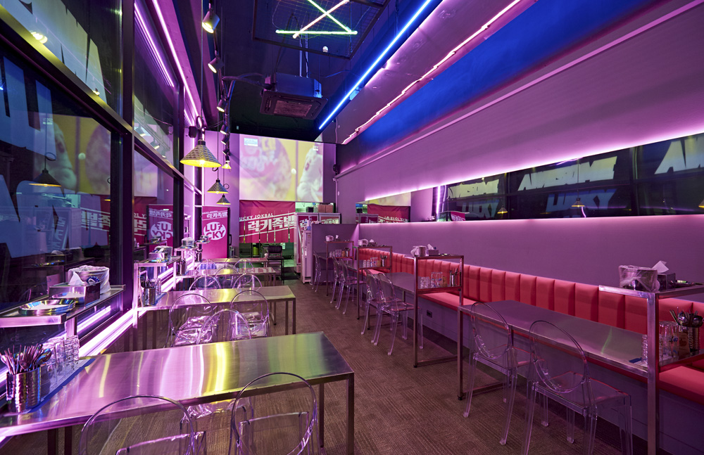 明亮的 12 平米小空间 | 设计师巧妙运用照明打造舒适氛围-3