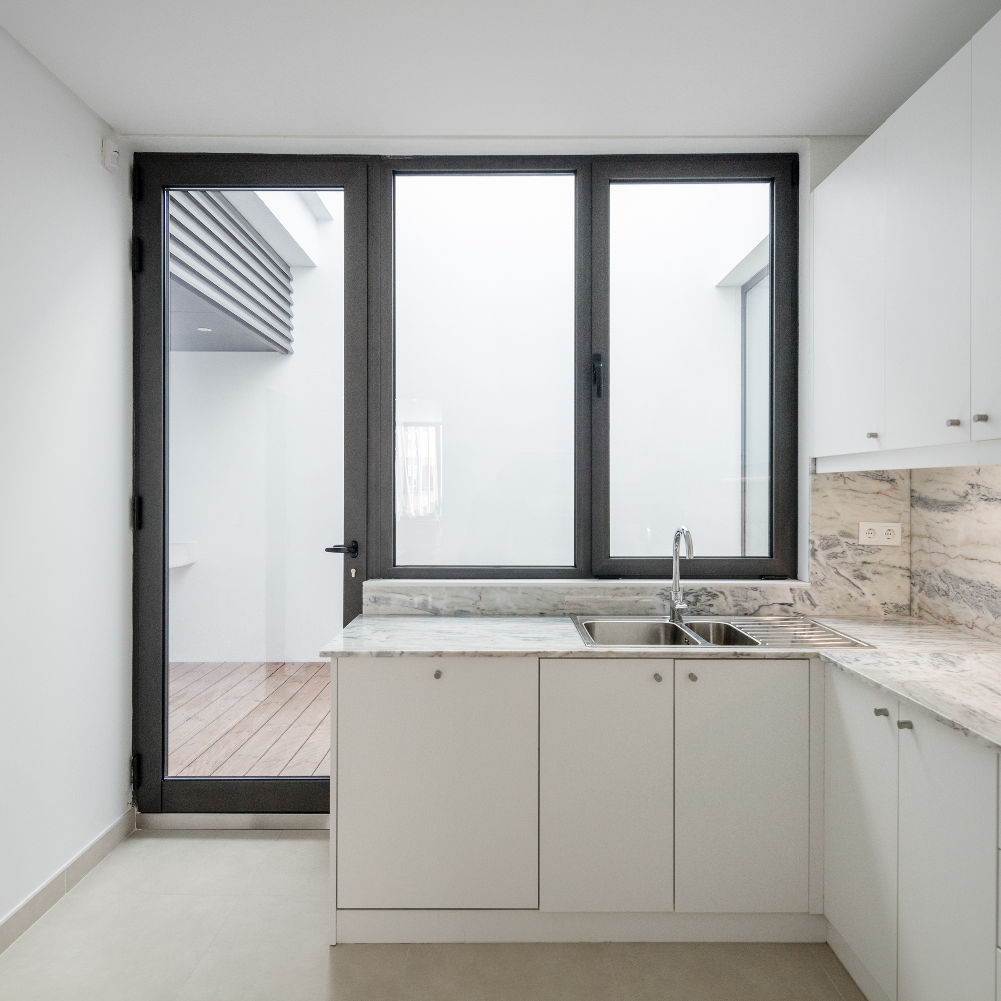 田园牧歌,莫什卡维迪的宗教中心,葡萄牙 / Plano Humano Arquitectos-109