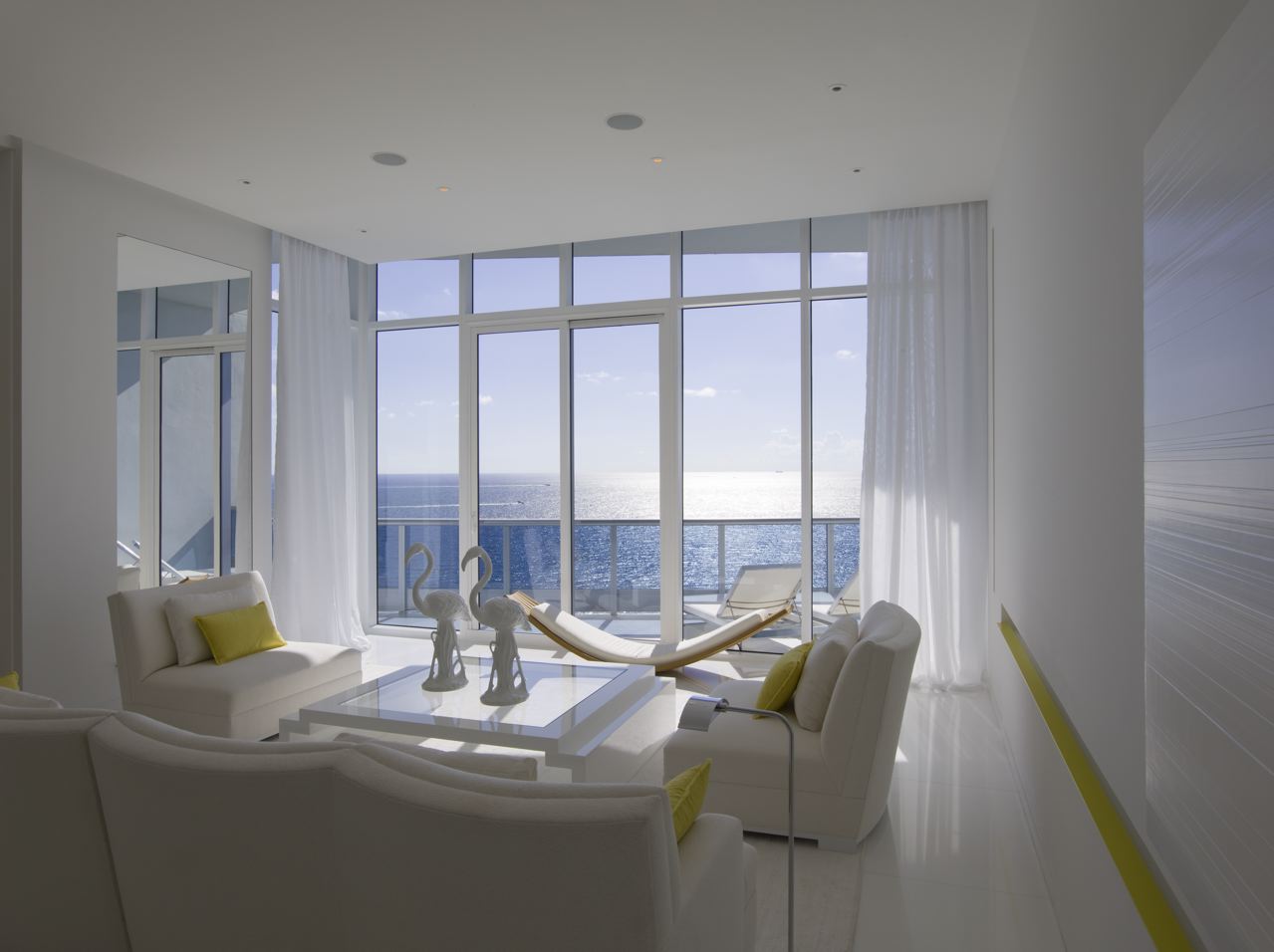 Miami Beach Pied A Terre Jennifer Post Design-4