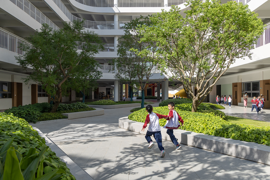 华中师范大学东莞东城学校景观设计丨中国东莞丨里表都会(北京)规划设计咨询有限公司-53