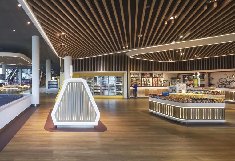 兹沃勒电影院丨荷兰兹沃勒丨Liesbeth van der Pol与E Up合作-10