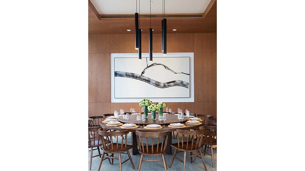 玻璃幕墙中的活力办公空间-3